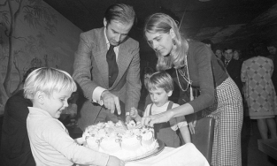 4 con của Joe Biden: Yểu mệnh, ung thư, nghiện ngập và niềm an ủi còn lại