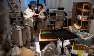 Kiếm 46 triệu đồng mỗi ngày nhờ dọn tủ quần áo cho nhà giàu