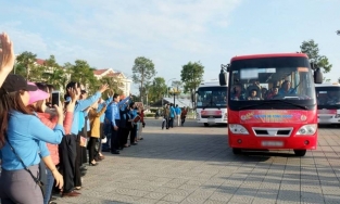 Miễn phí 3.000 vé máy bay và xe cho người lao động, sinh viên về ăn Tết