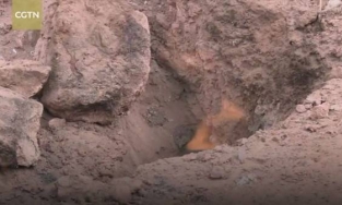 Kỳ lạ ngọn lửa cháy liên tục 62 năm không tắt dù mưa bão