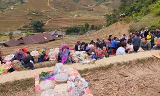 Lào Cai: Đám cưới được tổ chức tại ruộng bậc thang giữa trời 