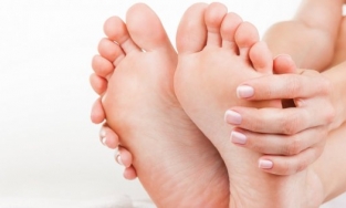 Cách khắc phục tay chân lạnh vào mùa đông