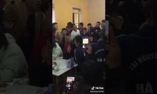 Nam sinh 'số nhọ nhất năm', bị bồ đá còn gặp hội bạn thân vô cảm 