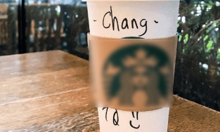 Quán cà phê nổi tiếng giá cực đắt tại Hà Nội bị tố cợt nhả khách hàng