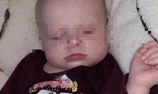 Bé gái 4 tháng tuổi tử vong vì bị chó nằm đè lên người gây ngạt thở