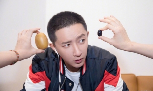 Cựu thành viên Super Junior  Hàn Canh kể chuyện quá khứ bị SM kìm hãm