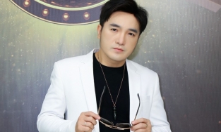 Ca sĩ Dương Ngọc Thái nhận nuôi con gái út của cố nghệ sĩ Vân Quang Long 