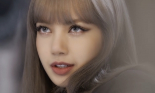 Fan bối rối trước hình ảnh của Lisa BlackPink vì giống hệt Thiều Bảo Trâm 