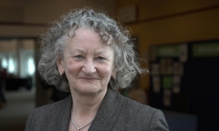 Đề xuất cấm đàn ông Anh ra đường sau 6 giờ tối để giữ an toàn cho phụ nữ