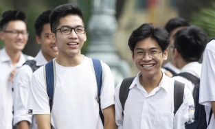 Môn học 'nữ công gia chánh' áp dụng với cả nam sinh ở Huế