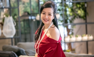 Nghệ sĩ Chiều Xuân kỉ niệm 34 năm ngày cưới, hé lộ nhan sắc ngày làm cô dâu