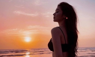 Rủ bỏ hình tượng ngây thơ, Hoàng Yến Chibi lao vào cuộc đọ dáng showbiz