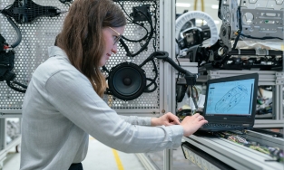  Top 10 ngành nghề có nhiều người giàu theo học nhất