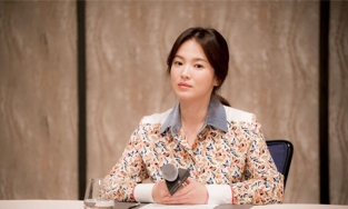Song Hye Kyo từng bị quản lý thân thiết tống tiền 5,4 tỷ và đe dọa tạt axit 