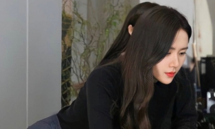 Son Ye Jin gây sốt với góc nghiêng thần thánh trong ảnh hậu trường quảng cáo ở tuổi U40