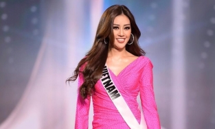 Khánh Vân livestream tiết lộ việc làm đầu tiên sau khi rời chung kết Miss Universe