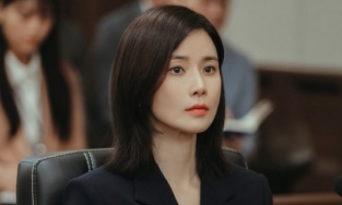 Mine tập 10: Lee Bo Young thắng kiện giành quyền nuôi con trước tiểu tam Ok Ja Yeon