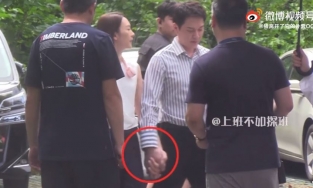 Phùng Thiệu Phong ngày càng xuống sắc trong khi nhan sắc vợ cũ Triệu Lệ Dĩnh ngày càng lên hương