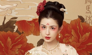 Tạo hình cổ trang của Cáp Ni Khắc Tư dậy sóng MXH