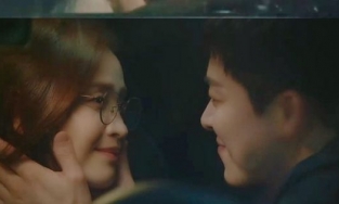 Cuối cùng Ik Jun - Song Hwa đã hôn, Hospital Playlist 2 lập kỉ lục rating