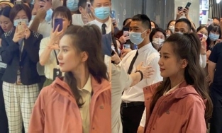 Góc nghiêng hoàn hảo của Lưu Thi Thi qua ống kính vội của người đi đường 