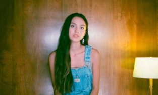 'Ngôi sao gen Z' Olivia Rodrigo khoe sắc quyến rũ tại Gala