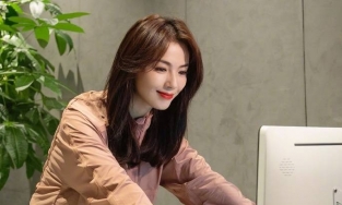 Lưu Đào ở tuổi 42: Nhan sắc xứng danh mỹ nhân cổ trang chưa có ai thay thế 