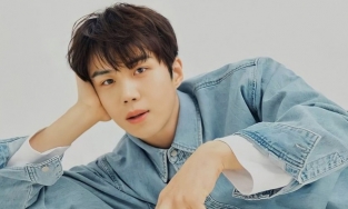 Công ty Kim Seon Ho chính thức lên tiếng về lùm xùm tình ái