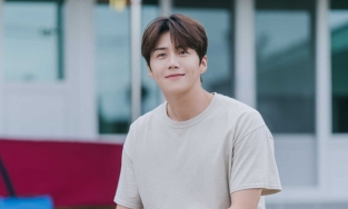 Kim Seon Ho quảng cáo trở lại sau vài ngày 'mất hút' vì lùm xùm tình ái