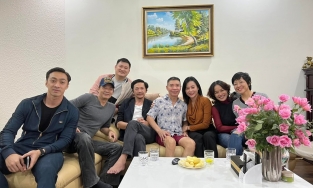 Phương Oanh lại lộ dáng mũm mĩm trong ảnh bị 'tag'