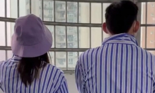 Cặp đôi bị trầm cảm hậu chia tay đã yêu lại từ đầu khi vô tình điều trị chung tại bệnh viện tâm thần