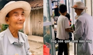 Cảm động cụ ông loà mắt, đi bộ quãng đường dài chỉ để thăm cháu trong chốc lát