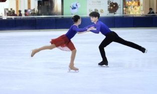 Thành tích học tập toàn 9 phẩy của nam sinh trường Mari Curie đạt giải trượt băng quốc tế