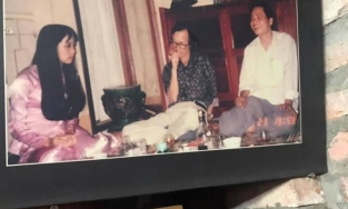 Top 4 HHVN 1992 Mạc Lê Đan Thanh: Cô gái khiến Trịnh Công Sơn phải cầm tay gạ 'Em nói em yêu anh đi'