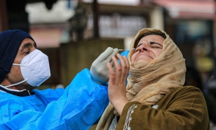 Ấn Độ là nước đầu tiên trên thế giới sử dụng vaccine Covid-19 công nghệ DNA