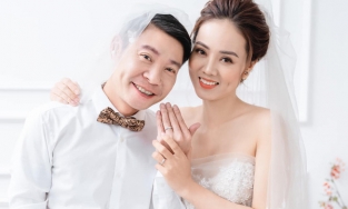 Vợ Công Lý bị chỉ trích khi nhắc chuyện bạn chồng từ chối cho vay tiền chữa bệnh