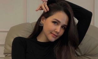 Sau 8 tháng sinh con cho chồng đại gia nghìn tỷ, Phanh Lee than thở 'hết đẹp rồi'