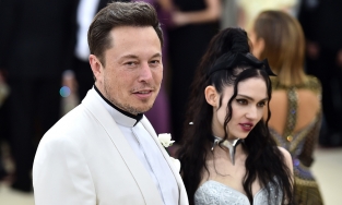 Elon Musk và Grimes chia tay lần thứ hai chỉ sau 4 tiếng tuyên bố tái hợp