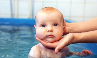 Đi tìm lý do trẻ sơ sinh có thể nhịn thở, ngụp lặn dưới nước nhiều phút đồng hồ