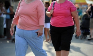 Người béo phì dễ mắc 13 loại ung thư này