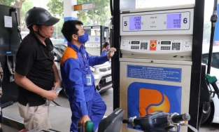 Nên đổ xăng đầy bình hay chỉ đổ 50 ngàn? Mẹo đổ xăng thông minh, tiết kiệm và tránh gian lận