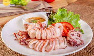 Học mẹ đảm cách làm mực hấp bia giòn ngon, không tanh