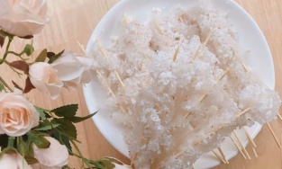 Bánh bòn bon, đặc sản Nha Trang nghe tên thì lạ nhưng nhìn hình lại thấy quen