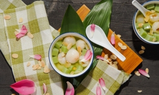 Công thức nấu chè khúc bạch thanh mát, đúng chuẩn ngay tại nhà