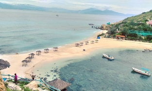 Đảo Yến Hòn Nội, bãi tắm đôi 'độc nhất vô nhị' không thể bỏ qua khi du lịch Nha Trang