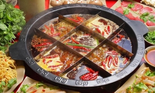 Lẩu Trùng Khánh 9 ngăn 48 món đặc sắc ai cũng muốn thử khi đến Trùng Khánh