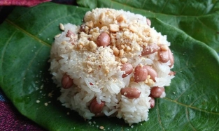 Cách nấu xôi đậu phộng nước cốt dừa dẻo ngọt, thơm ngon bằng nồi cơm điện