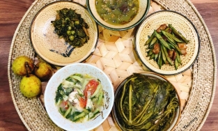 Cách làm cá hấp lá đu đủ lạ tai, lạ miệng chiêu đãi cả gia đình