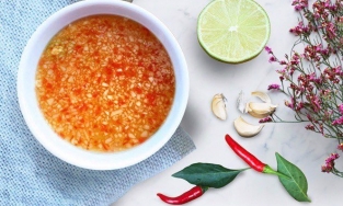 Cách làm nước mắm chua ngọt làm 1 lần ăn được cả tháng mà không sợ hỏng