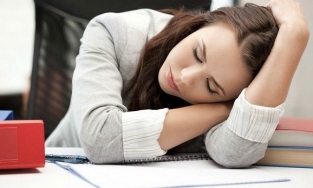 Làm gì khi cảm thấy mệt mỏi? Tham khảo ngay 5 cách giúp bạn nạp năng lượng nhanh chóng